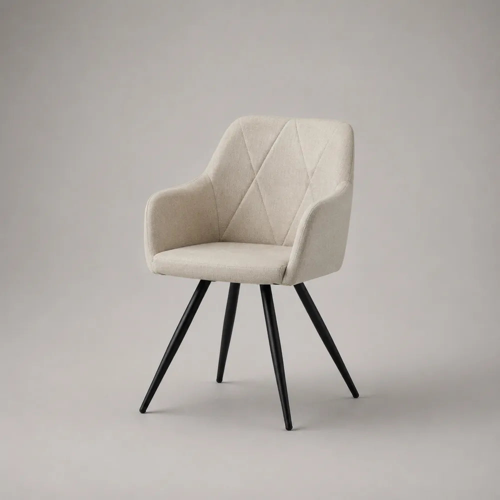 chaise de salle à manger siège rembourré tissu polyester beige dossier capitonné accoudoirs piètement acier noir env 56 cm x 56 cm x 84 cm