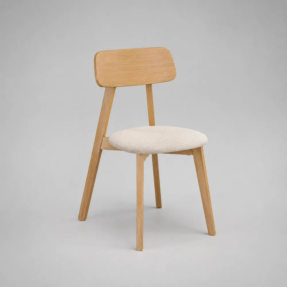 chaise de salle à manger siège rembourré bois de chêne tissu bouclé beige dossier bois naturel piètement quatre pieds 45 cm x 52 cm x 80 cm